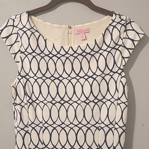 Lilly Pulitzer Navy White geometric Patterned Dress Wmn's S fit and flare dress - Picture 4 of 16